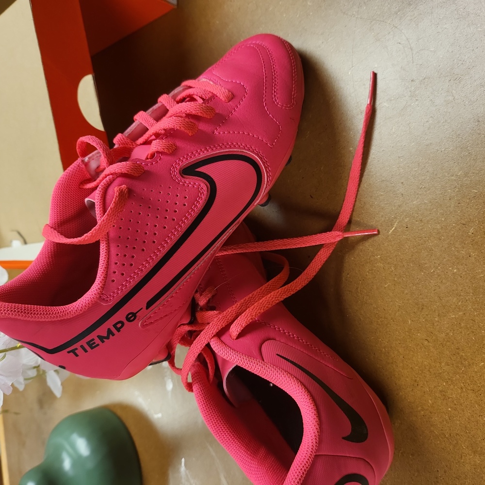 Nike youth soccer cleats